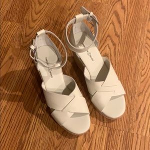 Brand New Treasure and Bond Espadrille Wedge